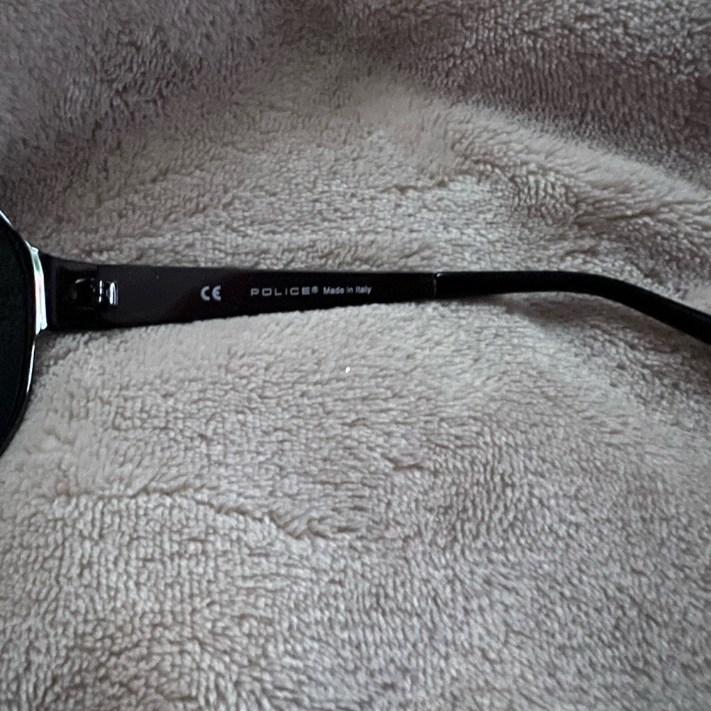 Police Brand Sunglasses S8415 COL0568 - Picture 3 of 8